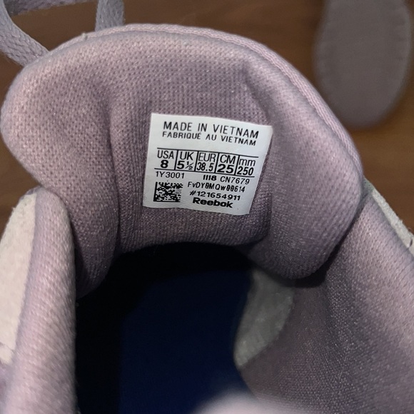 Dusty Purple Reeboks - Picture 11 of 11